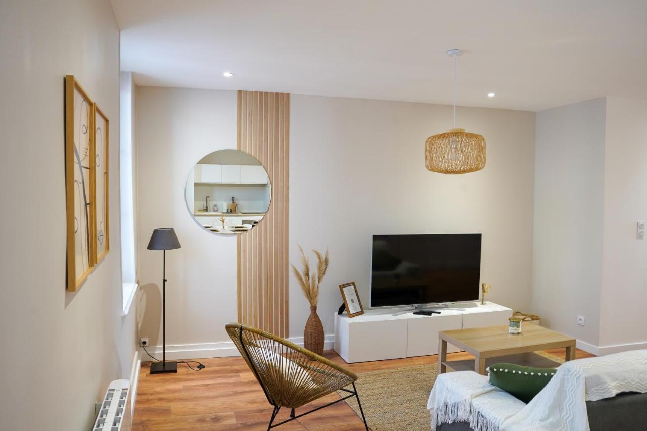 Appart Lumineux 150 M De La Gare Bourg-en-Bresse Ngoại thất bức ảnh